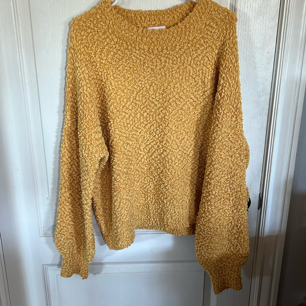 Pink Lily yellow textured sweater, size xl. Only worn once, brand new.